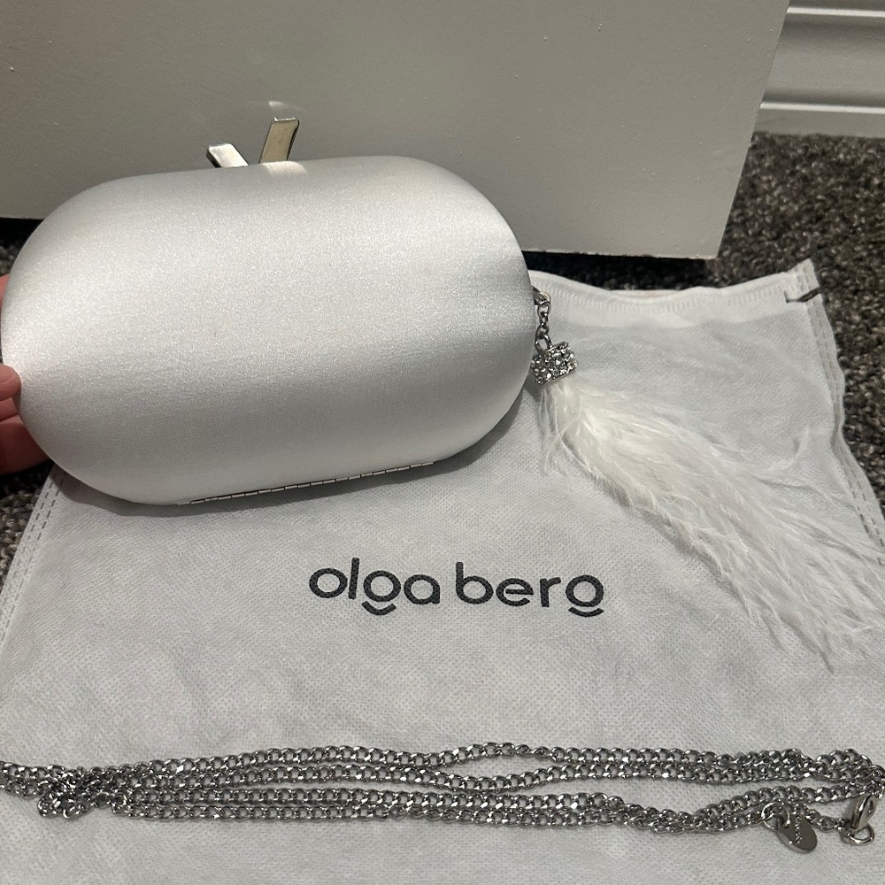 Jenna Feather Tassel Clutch